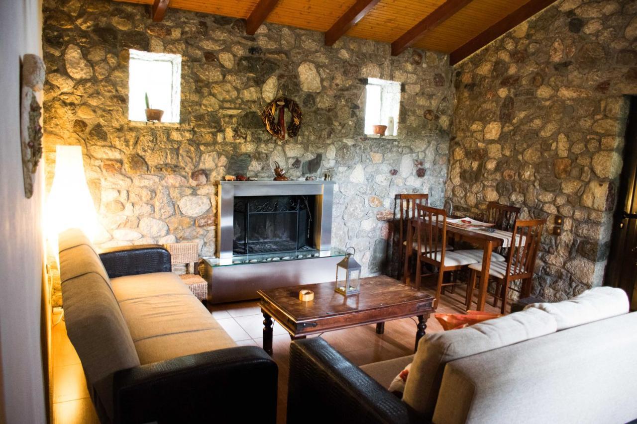 Patras Stonehouse With Large Yard - Πέτρινο Σπίτι Με Αυλή Villa Paralia  Luaran gambar